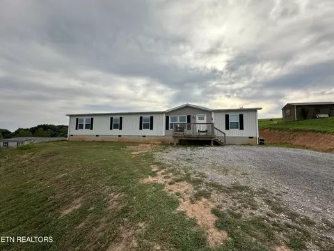 111 Alaina Dr, Sweetwater, TN 37874