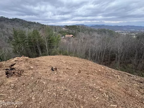 0 Hikers Path Ln, Sevierville, TN 37862