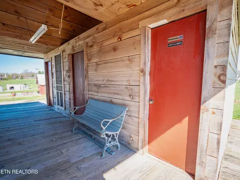 6736 Morganton Rd, Greenback, TN 37742 photo 3
