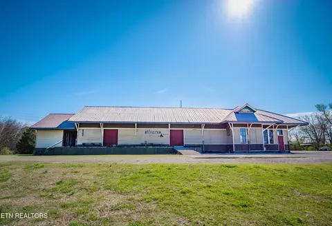6736 Morganton Rd, Greenback, TN 37742 photo 12