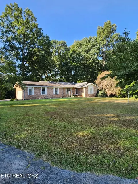 228 Maxwell Rd, Madisonville, TN 37354