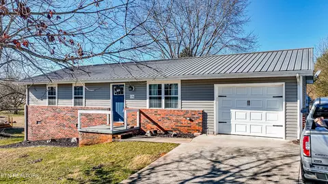 176 Scenic Cir, Tellico Plains, TN 37385
