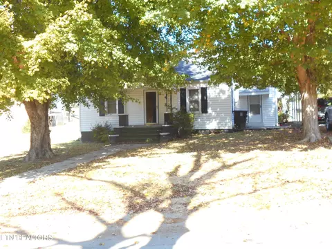 326 Fisher St, Athens, TN 37303
