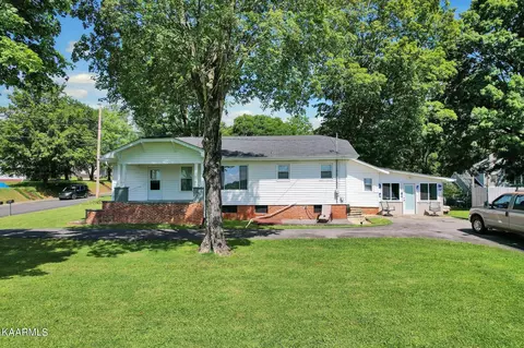 305 Kilgore St, Athens, TN 37303