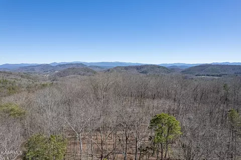 1350 Big Creek Rd, Madisonville, TN 37354
