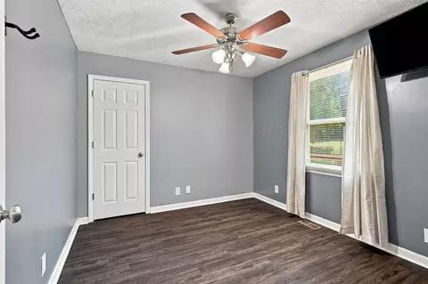 Bedroom - 6614 Highway 49 E, Springfield, TN 37172 photo 1 of 6