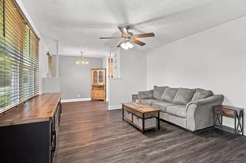 Living - 6614 Highway 49 E, Springfield, TN 37172 photo 1 of 3