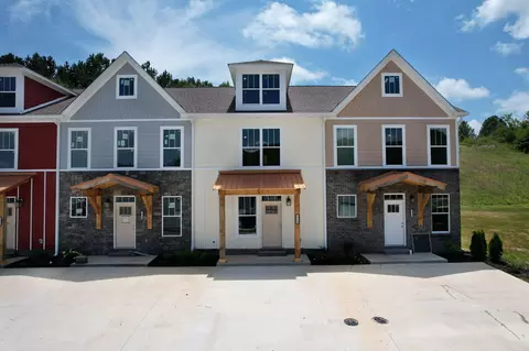 1724 SE Arbor Hills Dr #10, Cleveland, TN 37323