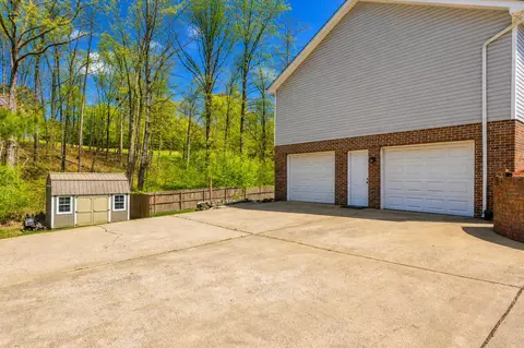 Exterior - 269 Sutton Dr, Ringgold, GA 30736 photo 8 of 17