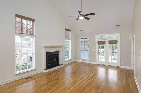 8233 Double Eagle Ct, Ooltewah, TN 37363 photo 7