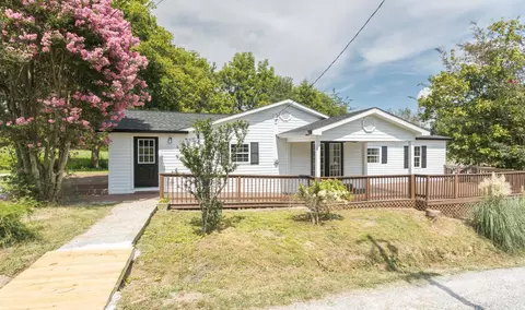 190 Sundance Dr, Evensville, TN 37332