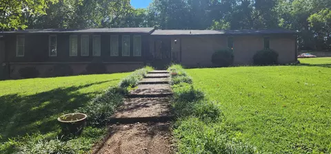 4321 Setters Rd, Nashville, TN 37218
