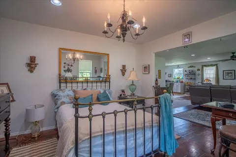 Bedroom - 527 Clax Branch Rd, Loretto, TN 38469 photo 5 of 7