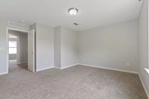 Bedroom - 1504 Halverson Dr, Murfreesboro, TN 37128 photo 2 of 4