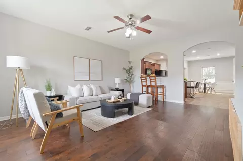 Living - 1504 Halverson Dr, Murfreesboro, TN 37128 photo 1 of 2
