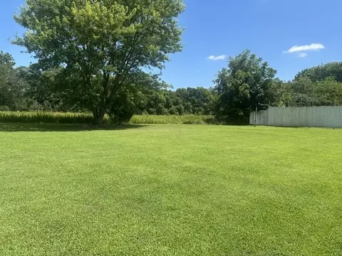 Exterior - 3687 Blue Spring Rd, Decherd, TN 37324 photo 5 of 14