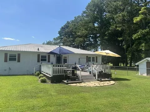 Exterior - 3687 Blue Spring Rd, Decherd, TN 37324 photo 11 of 14