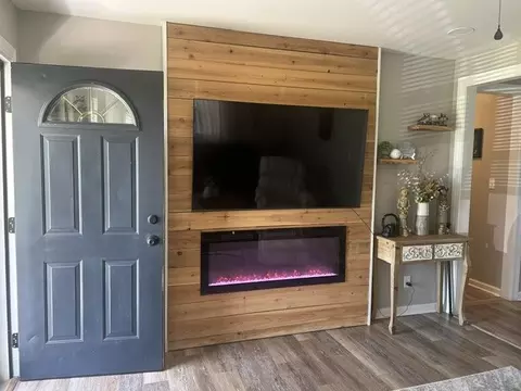 Living - 3687 Blue Spring Rd, Decherd, TN 37324 photo 3 of 5