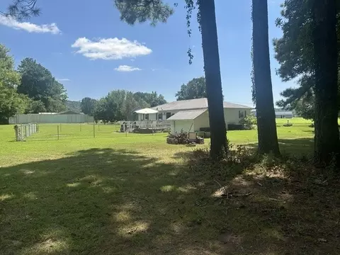 Exterior - 3687 Blue Spring Rd, Decherd, TN 37324 photo 12 of 14