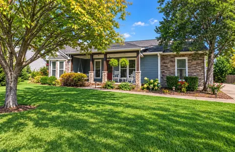 237 Peebles Dr, Smyrna, TN 37167