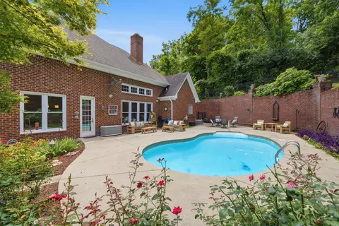 417 Sandcastle Rd, Franklin, TN 37069