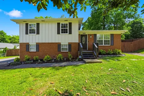 3450 SEmerson Dr SE, Cleveland, TN 37323