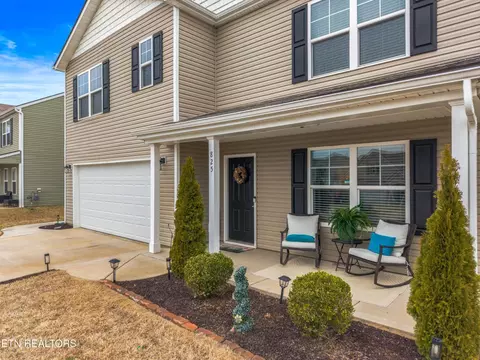 825 Green Meadow Dr, Talbott, TN 37877 photo 3