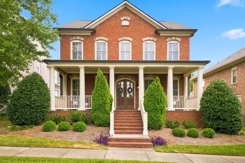 9502 Coronet Ln, Brentwood, TN 37027