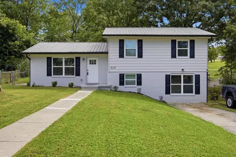 819 Scenic Dr SE, Cleveland, TN 37323