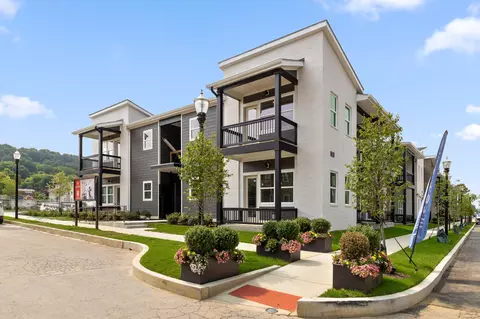 1792 S Watkins St #305, Chattanooga, TN 37404