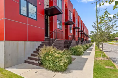 737 N Market St #8, Chattanooga, TN 37405
