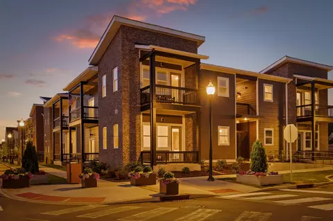 1792 S Watkins St #103, Chattanooga, TN 37404