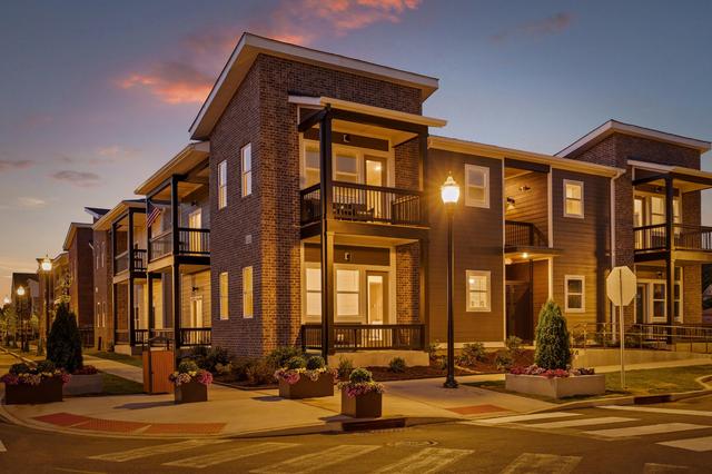 1726 S Watkins St #102, Chattanooga, TN 37404