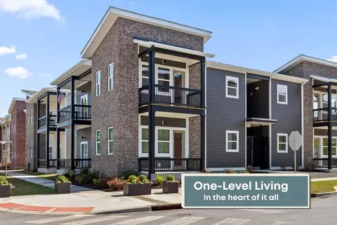 1726 S Watkins St #202, Chattanooga, TN 37404