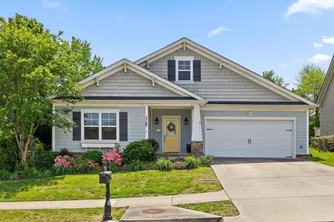 9651 Rookwood Cir, Ooltewah, TN 37363