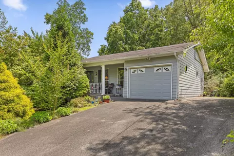 1610 Zale Dr, Cleveland, TN 37323