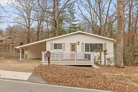 625 Miles Rd, Signal Mountain, TN 37377