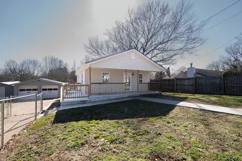 119 Champion Rd, Rossville, GA 30741