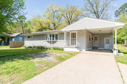 823 S Germantown Rd, Chattanooga, TN 37412