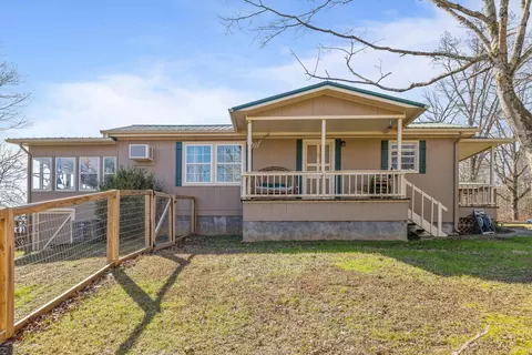 251 Middleton Cir, Trenton, GA 30752
