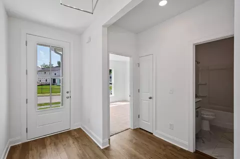 Entry Way - 101 Riverview Run, Madison, TN 37115 photo 2 of 5