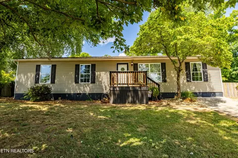 3418 Big Springs Ridge Rd, Friendsville, TN 37737