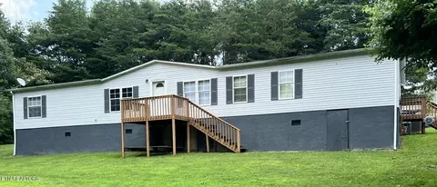 5560 Roane State Hwy, Rockwood, TN 37854