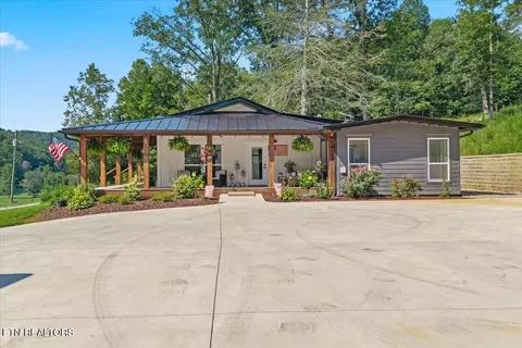 486 Steer Creek Rd, Tellico Plains, TN 37385