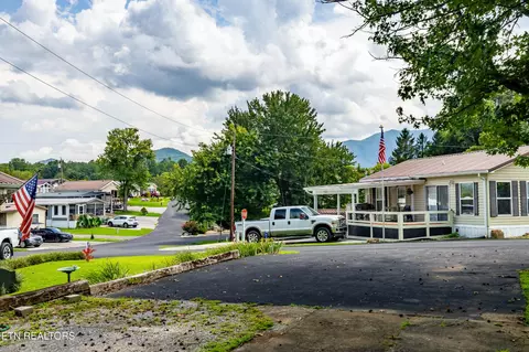 449 Mountain Thrush Dr, Townsend, TN 37882 photo 8