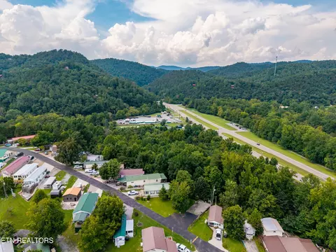 449 Mountain Thrush Dr, Townsend, TN 37882 photo 15