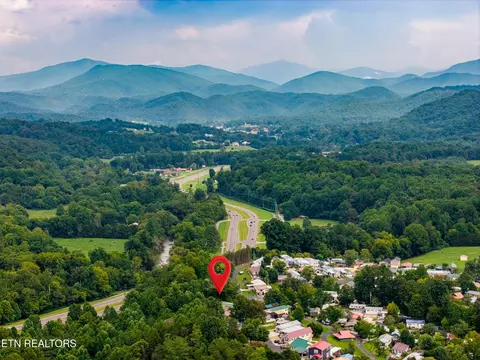 449 Mountain Thrush Dr, Townsend, TN 37882 photo 31