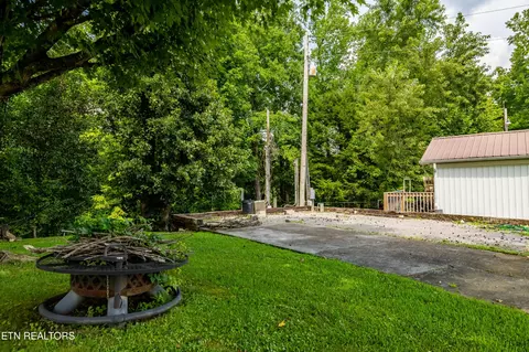 449 Mountain Thrush Dr, Townsend, TN 37882 photo 4