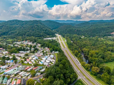449 Mountain Thrush Dr, Townsend, TN 37882 photo 21