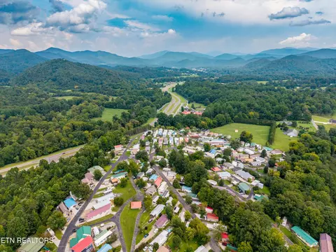 449 Mountain Thrush Dr, Townsend, TN 37882 photo 26